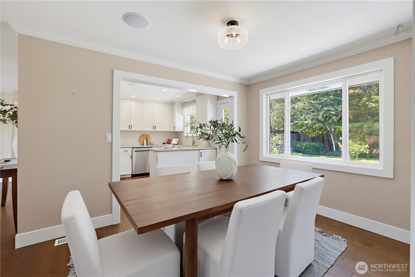Property photo for 18974 Marine View Drive SW, Normandy Park photo 11