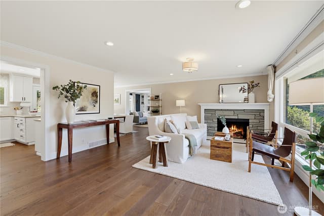 Property photo for 18974 Marine View Drive SW, Normandy Park photo 4
