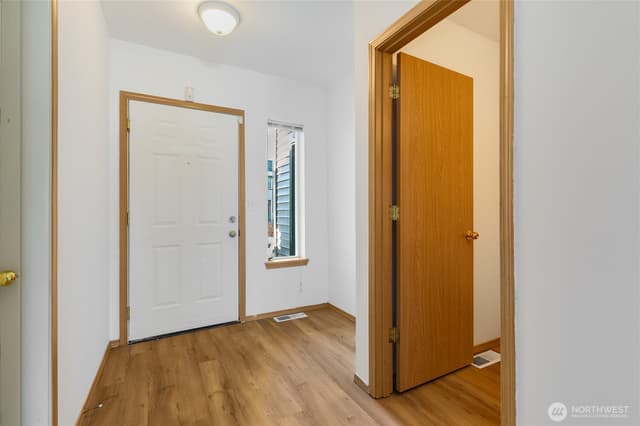 Property photo for 15815 Admiralty Way #C4, Lynnwood photo 3