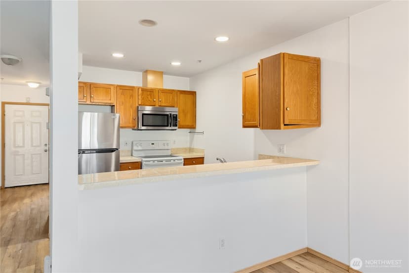 Property photo for 15815 Admiralty Way #C4, Lynnwood photo 9