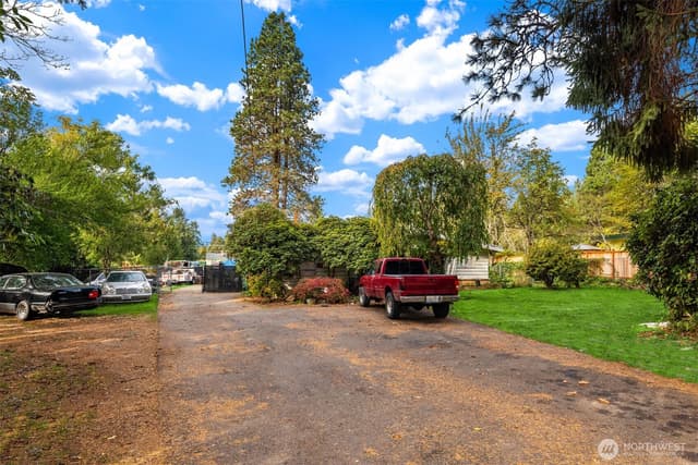 Property photo for 13205 158th Avenue SE, Renton photo 4