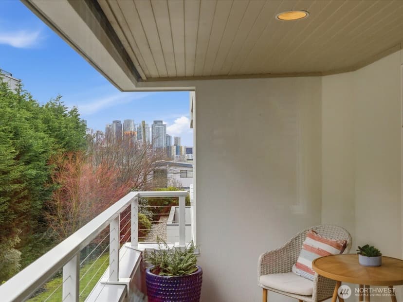 Property photo for 1400 Taylor Avenue N #201, Seattle photo 26