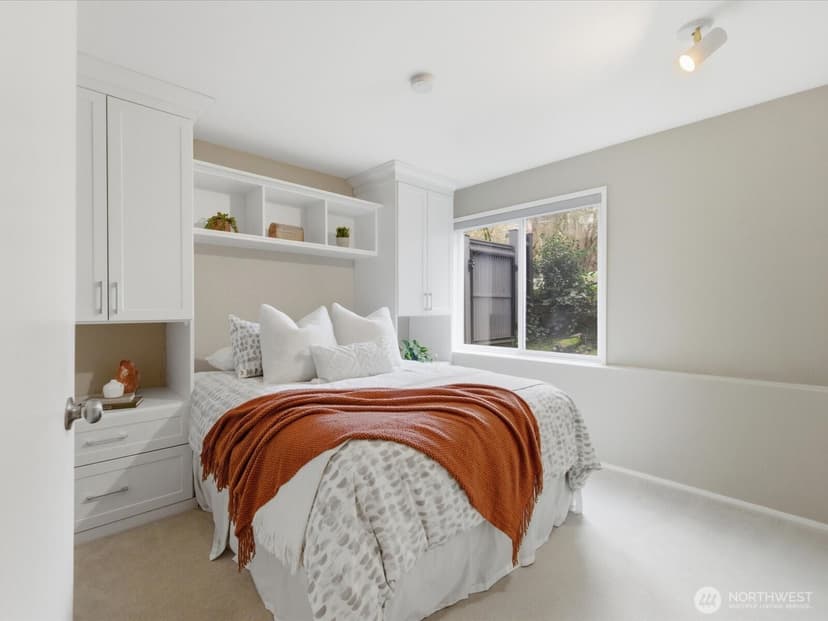 Property photo for 1400 Taylor Avenue N #201, Seattle photo 24