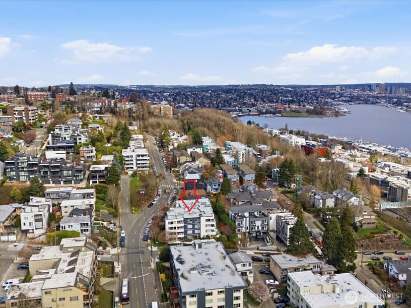 Property photo for 1400 Taylor Avenue N #201, Seattle photo 27