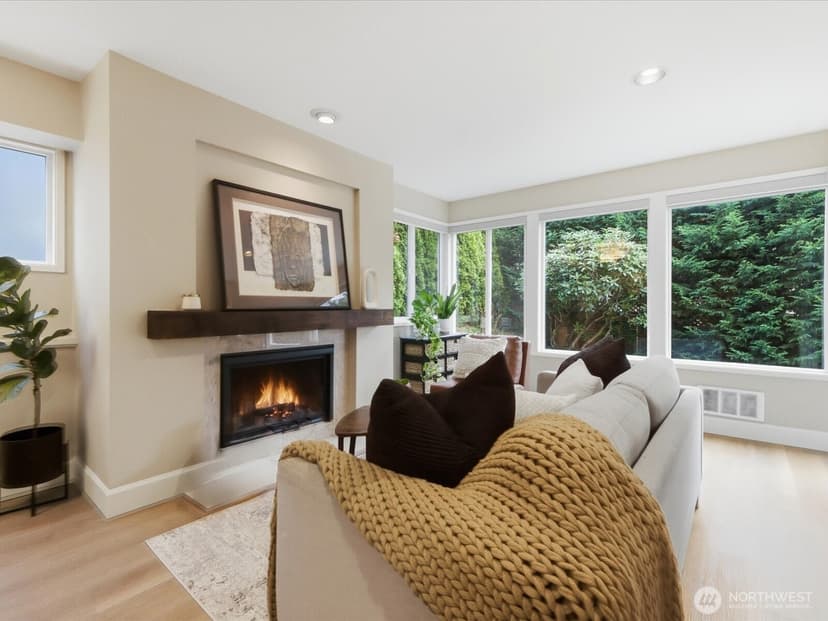 Property photo for 1400 Taylor Avenue N #201, Seattle photo 13