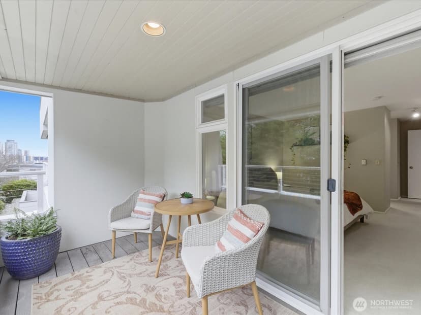 Property photo for 1400 Taylor Avenue N #201, Seattle photo 21