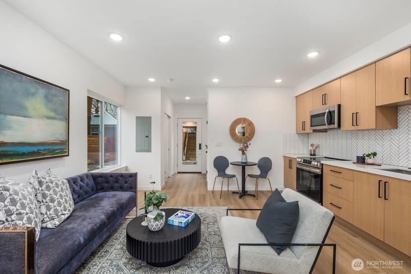 Property photo for 806 C S Rose Street, Seattle photo 4