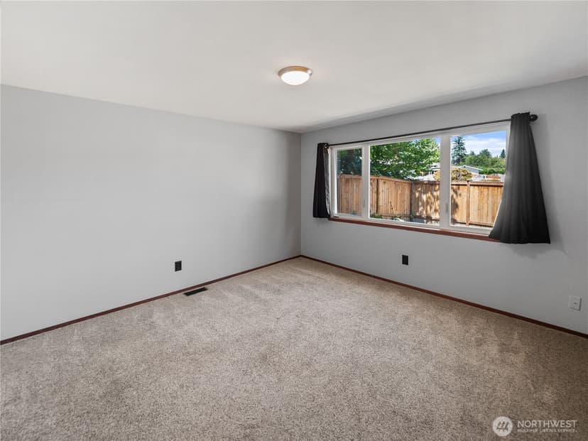 Property photo for 34203 44th Avenue S, Auburn photo 11