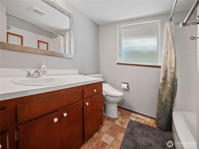 Property photo for 34203 44th Avenue S, Auburn photo 12