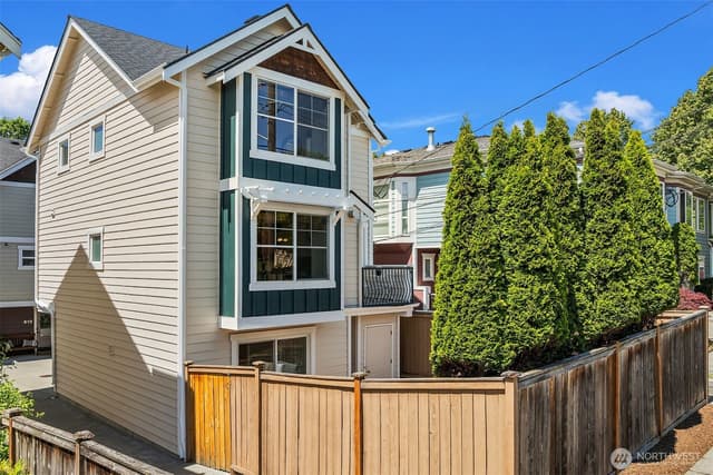 Property photo for 511 Martin Luther King Jr Way S, Seattle