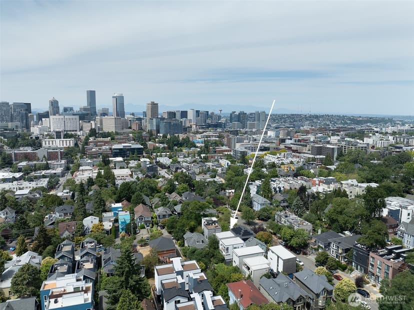 Property photo for 830 B 16th Ave, Seattle photo 36
