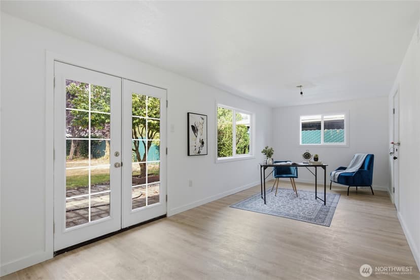 Property photo for 8407 Winona Street SW, Lakewood photo 14