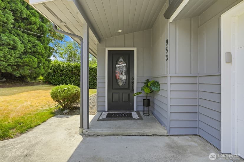 Property photo for 953 Nile Avenue NE, Renton photo 11