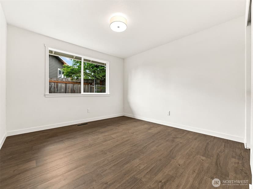 Property photo for 3116 200th Avenue E, Lake Tapps photo 37
