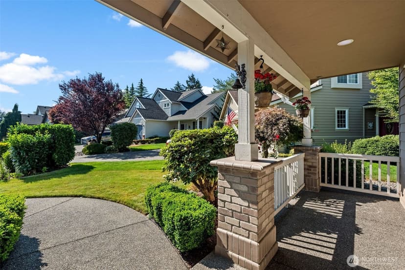 Property photo for 16805 95th Avenue E, Puyallup photo 3