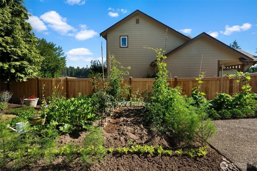 Property photo for 16805 95th Avenue E, Puyallup photo 31