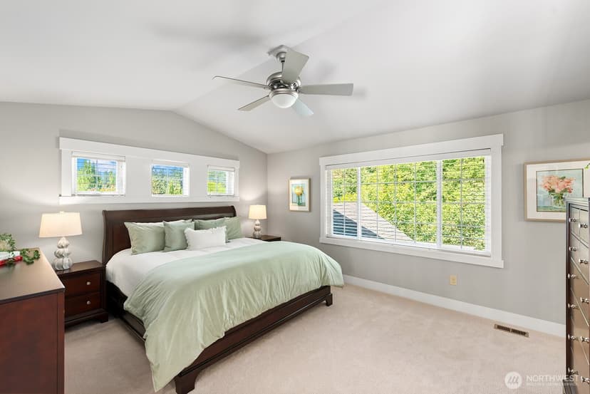 Property photo for 4834 118th Avenue NE, Kirkland photo 16