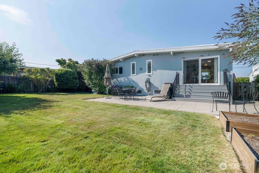 Property photo for 1010 Daley Street, Edmonds photo 22