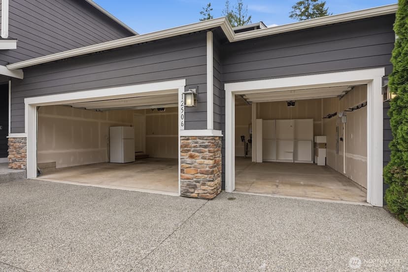 Property photo for 12506 Emerald Ridge Boulevard E, Puyallup photo 38