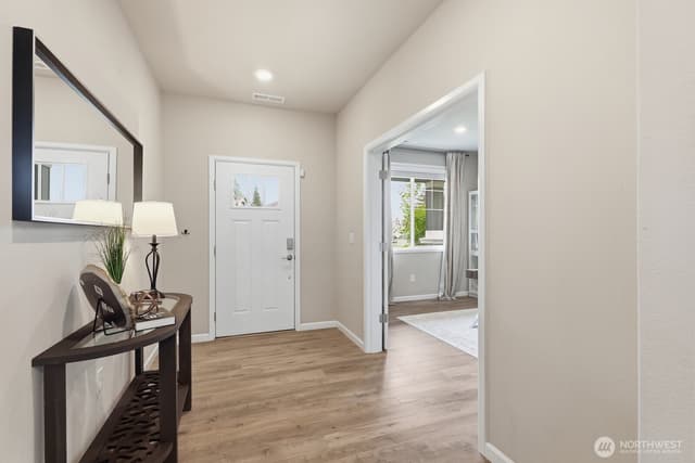 Property photo for 12506 Emerald Ridge Boulevard E, Puyallup photo 4