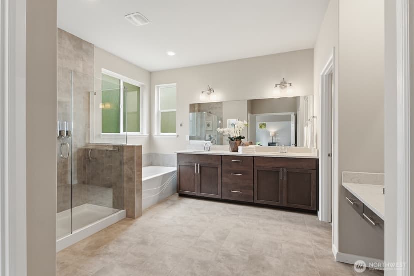 Property photo for 12506 Emerald Ridge Boulevard E, Puyallup photo 25