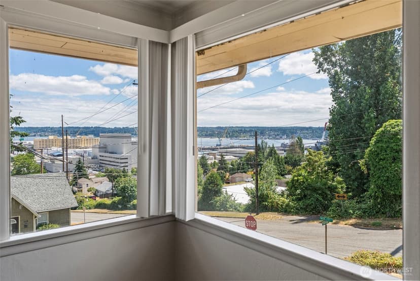 Property photo for 3202 Farragut Street, Bremerton photo 9