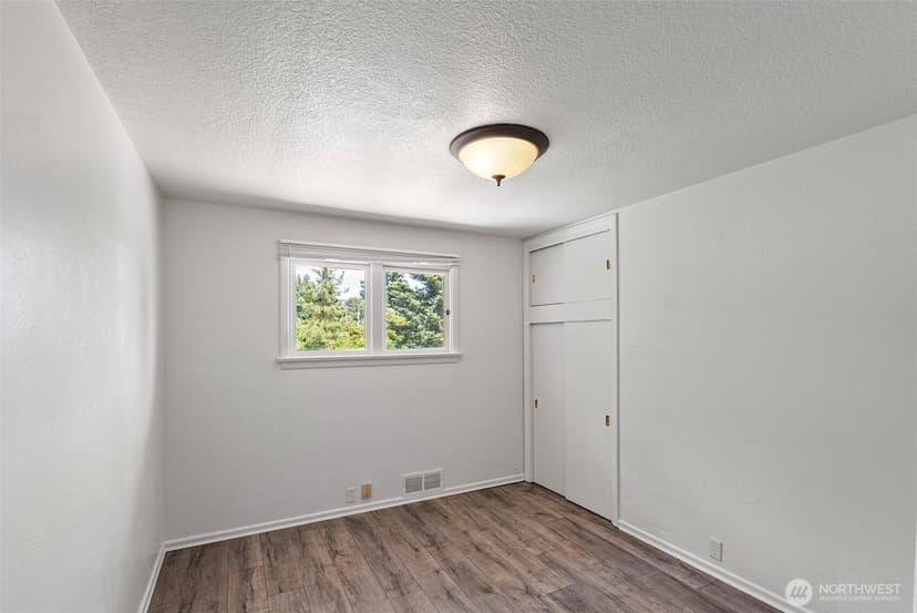 Property photo for 3202 Farragut Street, Bremerton photo 14