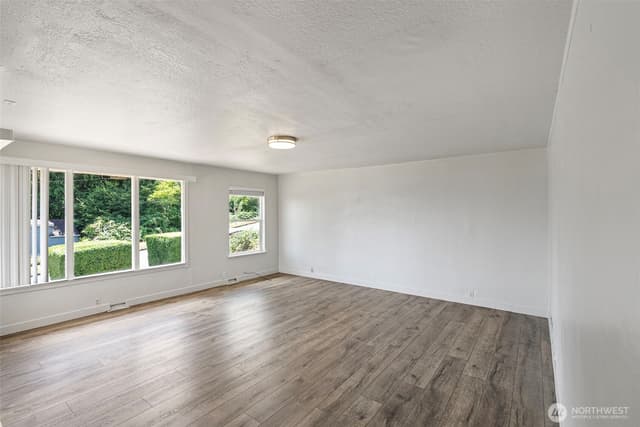 Property photo for 3202 Farragut Street, Bremerton photo 4