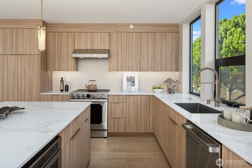 Property photo for 614 5th Avenue S #B102, Edmonds photo 12