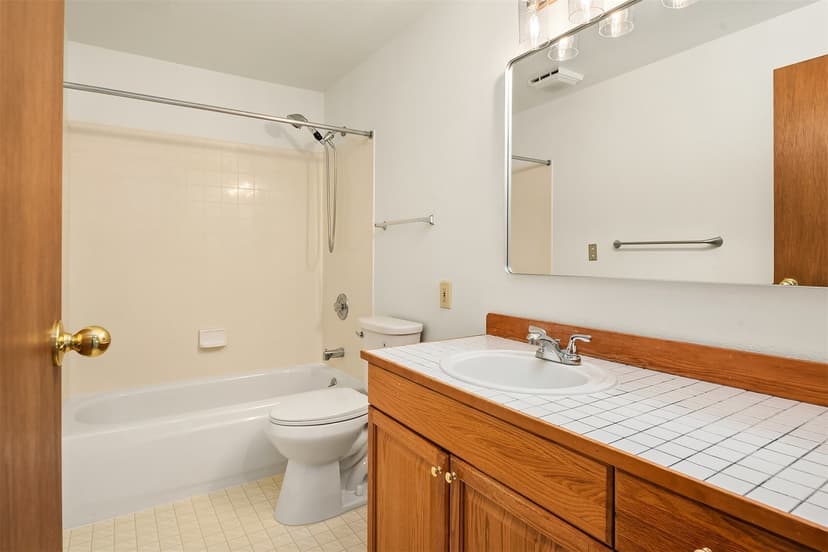 Property photo for 18423 SE 135th Place, Renton photo 30