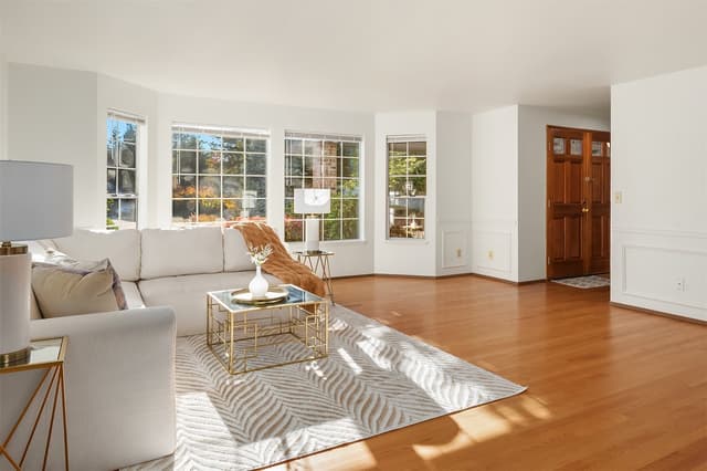 Property photo for 18423 SE 135th Place, Renton photo 5