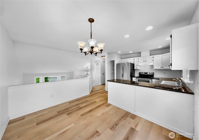 Property photo for 15553 Heintz Avenue SE, Monroe photo 9