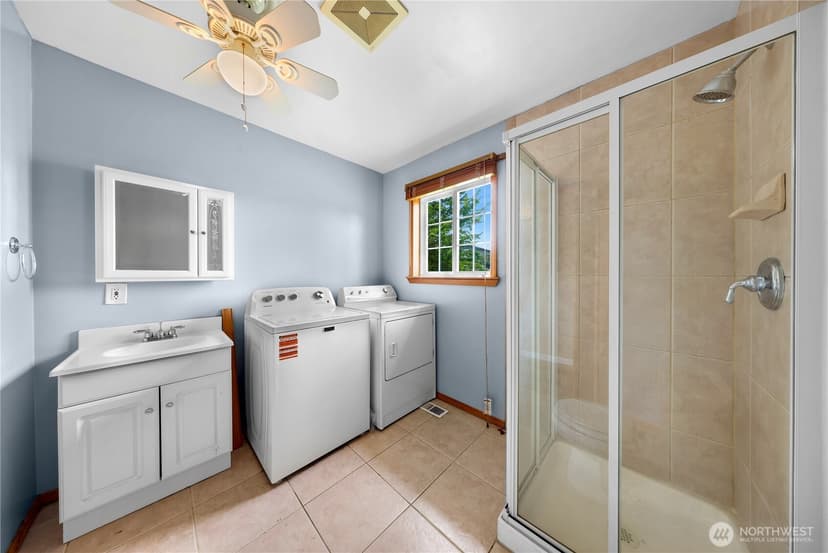 Property photo for 15553 Heintz Avenue SE, Monroe photo 23