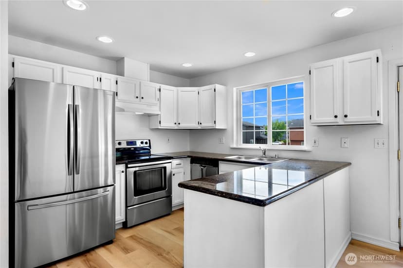 Property photo for 15553 Heintz Avenue SE, Monroe photo 6