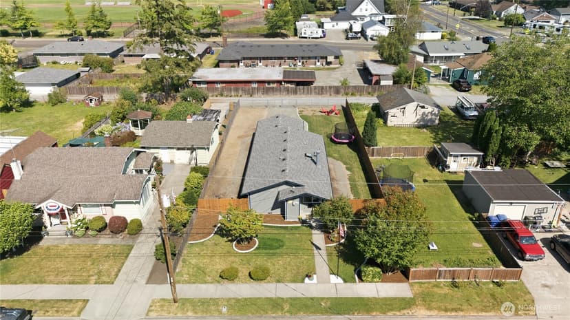 Property photo for 209 16th St SW, Puyallup photo 23