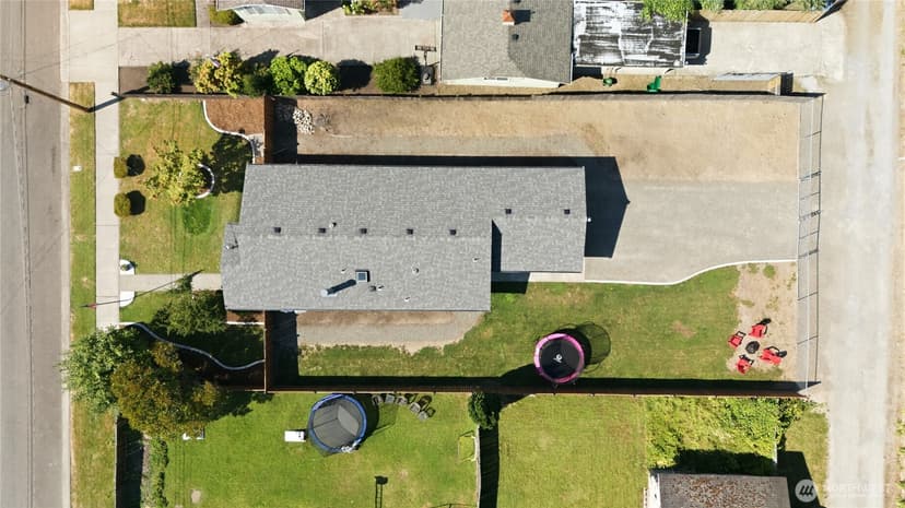 Property photo for 209 16th St SW, Puyallup photo 24