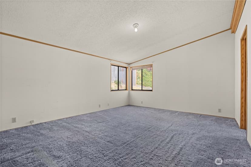 Property photo for 812 68th Avenue E, Fife photo 29