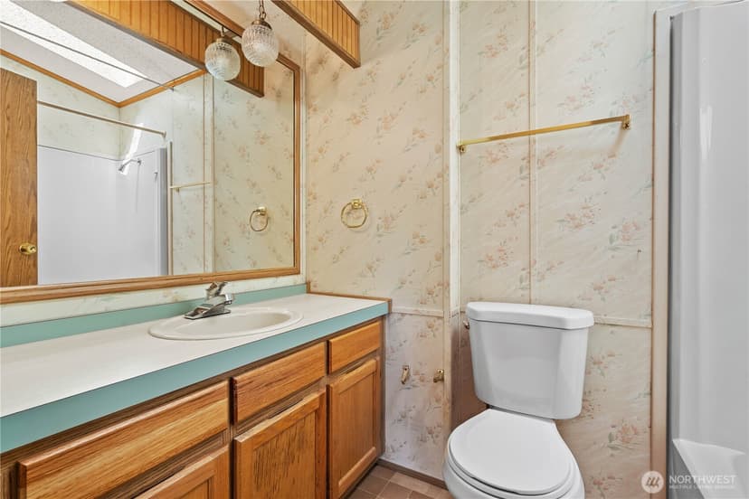 Property photo for 812 68th Avenue E, Fife photo 26