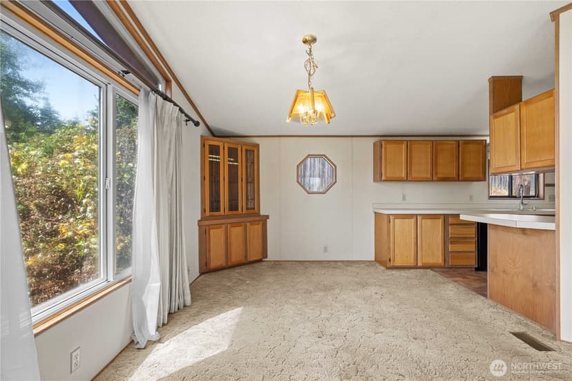 Property photo for 812 68th Avenue E, Fife photo 17