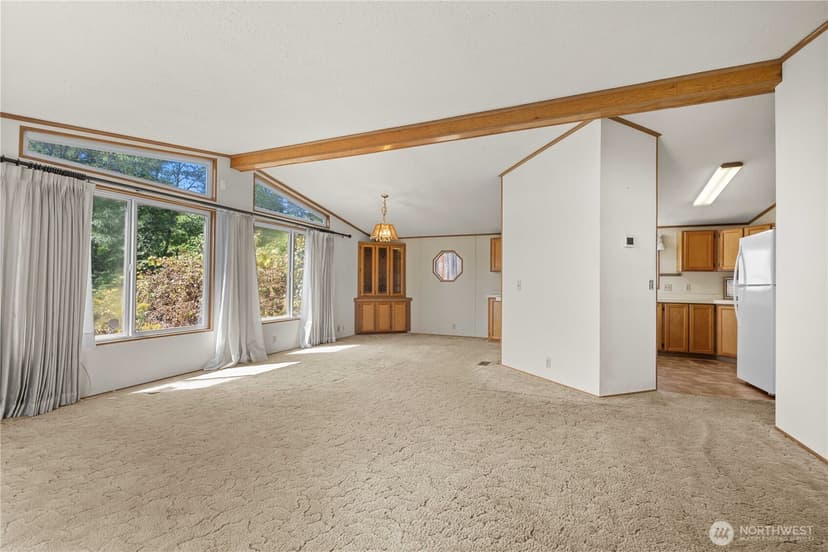 Property photo for 812 68th Avenue E, Fife photo 16