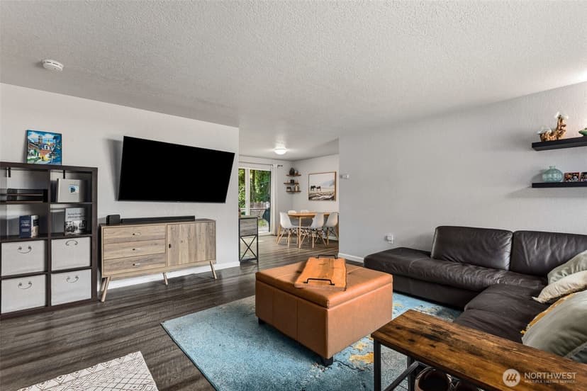 Property photo for 26320 191st Place SE, Covington photo 4