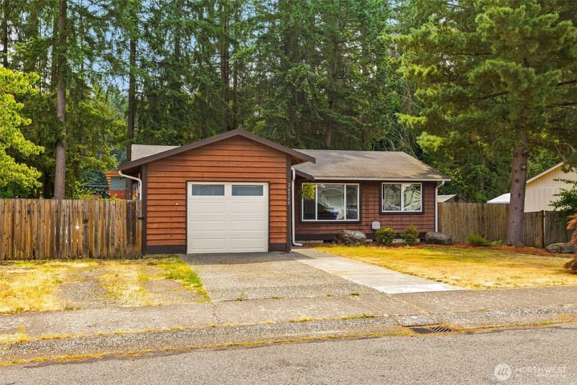 Property photo for 26320 191st Place SE, Covington photo 2