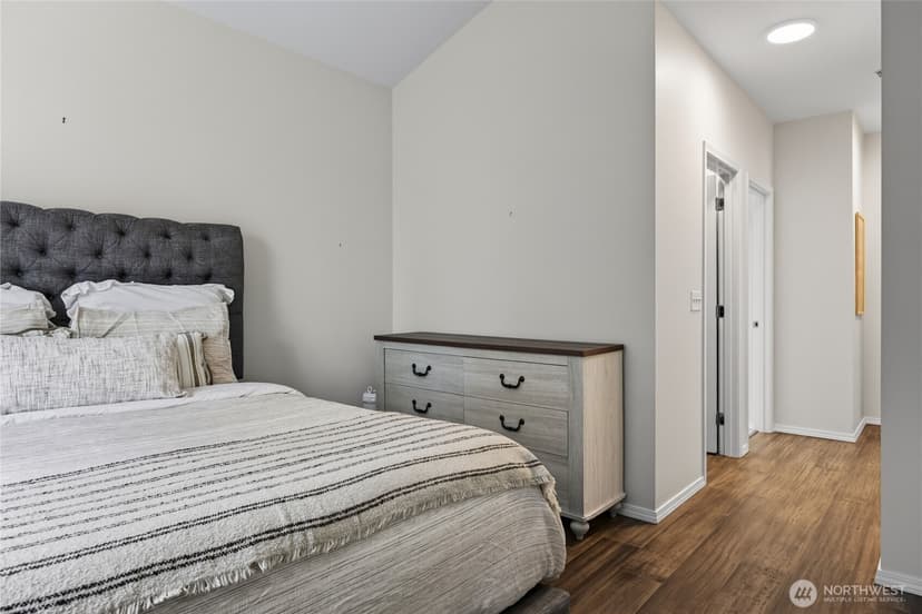 Property photo for 12712 Admiralty Way #B301, Everett photo 19