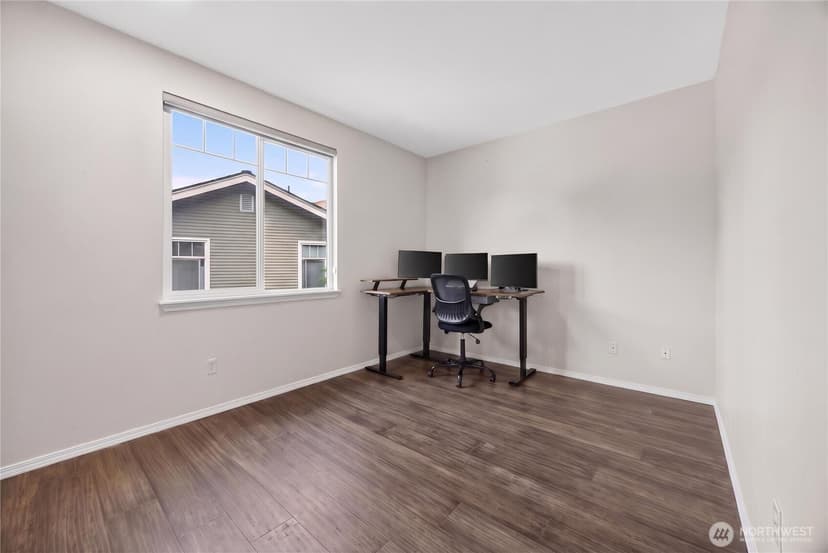 Property photo for 12712 Admiralty Way #B301, Everett photo 31