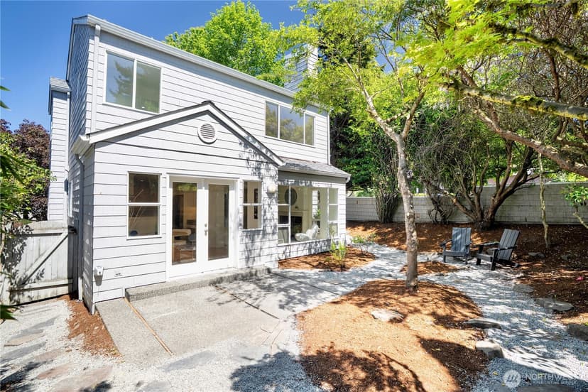 Property photo for 11229 NE 106th Place, Kirkland photo 25