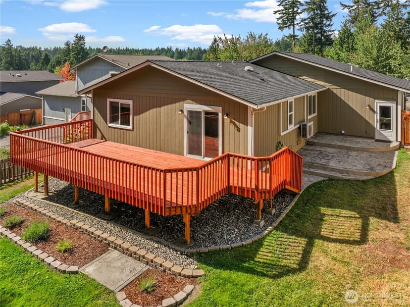 Property photo for 193 NE Max William Loop, Poulsbo photo 25
