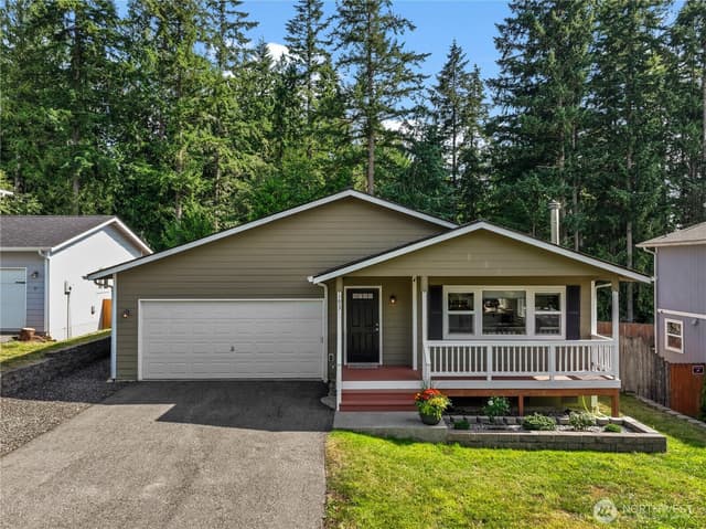 Property photo for 193 NE Max William Loop, Poulsbo