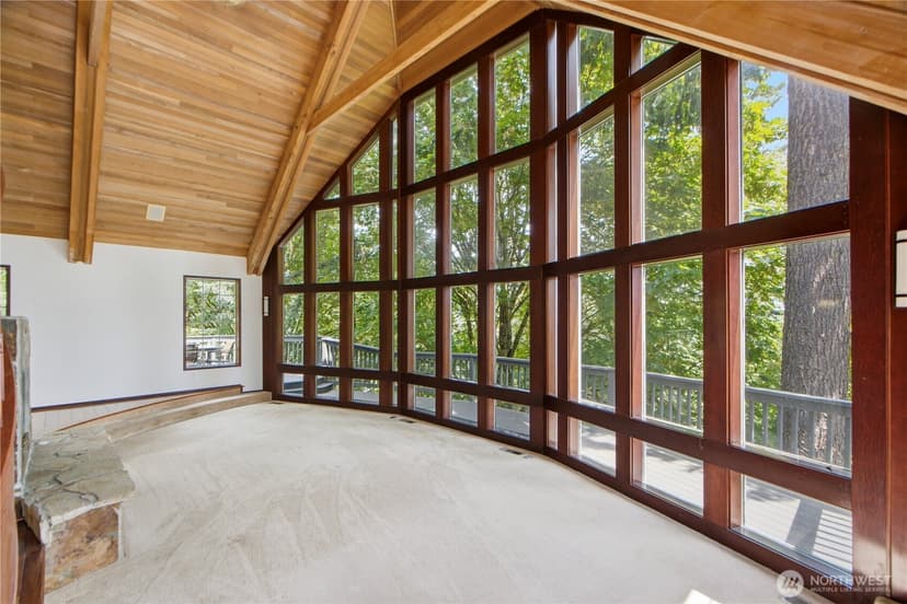 Property photo for 4739 Fernridge Lane, Mercer Island photo 10