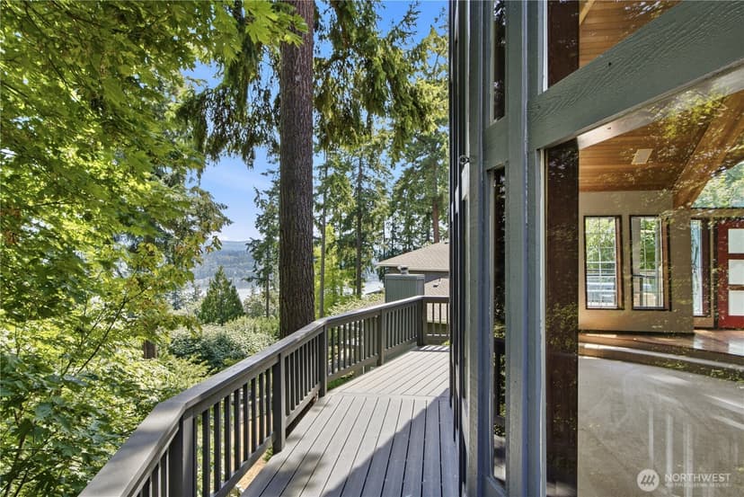 Property photo for 4739 Fernridge Lane, Mercer Island photo 21