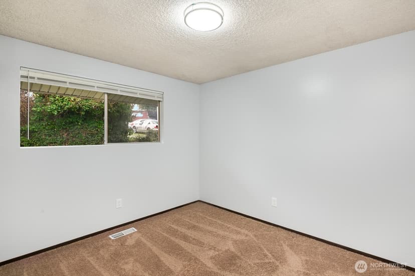 Property photo for 7537 44th Avenue S, Seattle photo 10